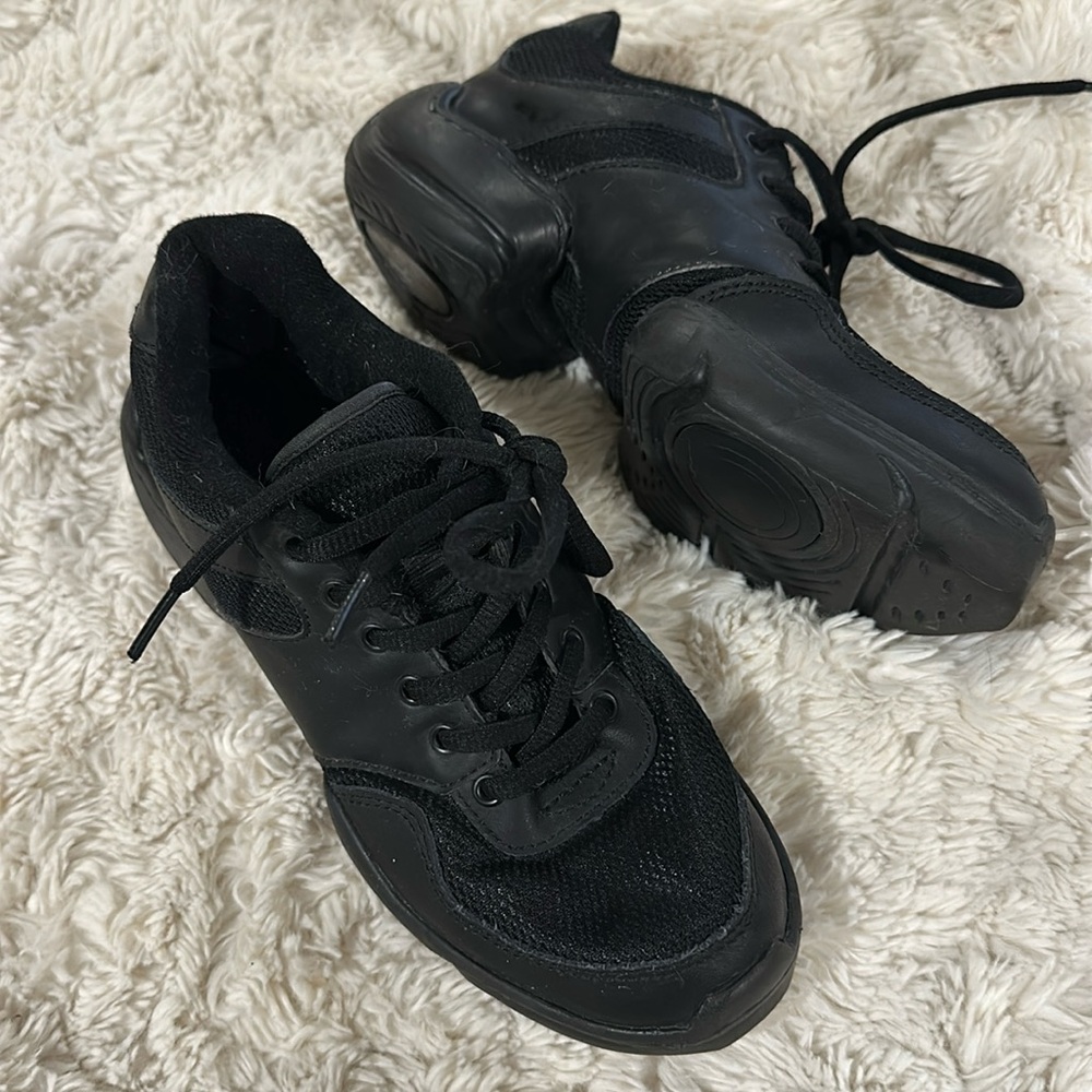 ABT Spotlights Hip Hop Sneaker Size 6